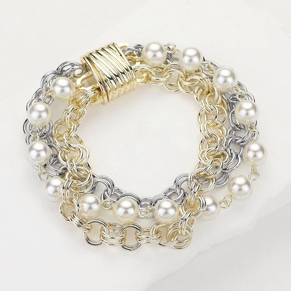 14K Gold Two Tone Chunky Chain Pearl Layered Magnetic Bracelet - Picture 1 of 1